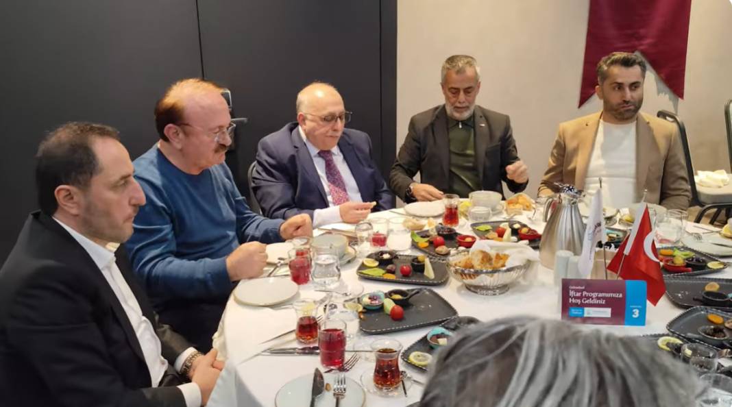 "Bize Her Yer Trabzon Aşkıyla" Pendik Trabzonlular Derneği Hemşehrilerini Aynı Sofrada Buluşturdu 7